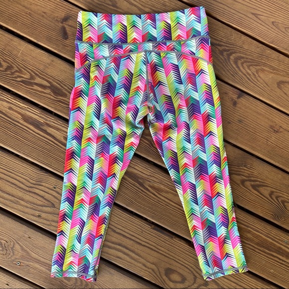 Fabletics Lima Capri Legging Chevron Geometric S - Picture 5 of 8